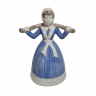Статуэтка винтажная Lladro "Женщина с коромыслом", фарфор, 13 x 9 см, Испания, 1960-70гг.