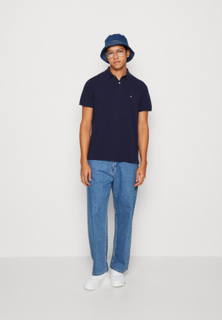 Tommy Hilfiger TOMMY HILFIGER X SHAWN MENDES POLO UNISEX Polo shirt carbon navy TOMMY HILFIGER X SHAWN MENDES POLO UNISEX Рубашка поло углеродный флот