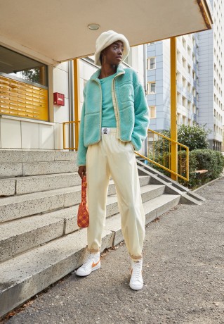 Nike Sportswear BLAZER MID ?77 Sneaker low summit white/hot curry mars/stone phantom BLAZER MID ?77 кроссовки женские низкие Вершина Уайт/горячее карри Марс/каменный фантом