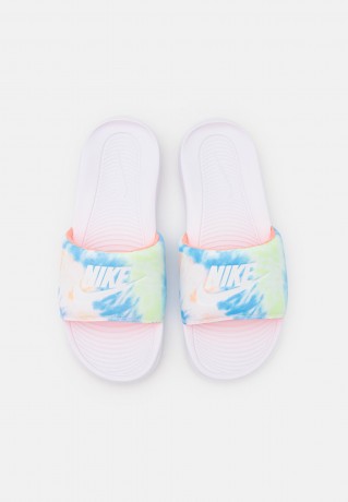 Nike Sportswear VICTORI ONE SLIDE Pantolette flach white/bright mango/sapphire/light liquid lime VICTORI ONE SLIDE Мюли на плоской подошве белый/яркий манго/сапфир/светлый жидкий лайм