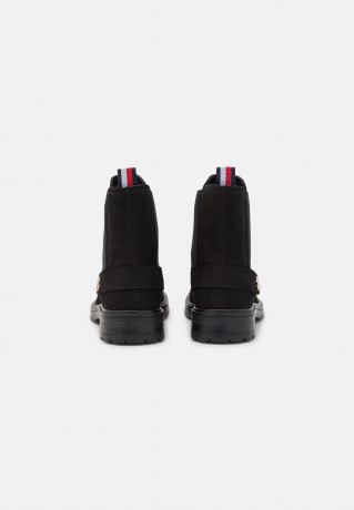 Tommy Hilfiger COIN FLAT BOOT Classic ankle boots black COIN FLAT BOOT Классические ботильоны черный