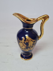 Ваза винтажная Limoges France, темно-синий фарфор с золотым декором "Влюбленная пара", 9,5 x 6,5 см, Франция, 1960-70гг.