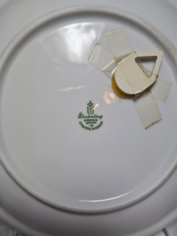 Winterling Roslau Bavaria Винтажная декоративная тарелка с позолоченным ободком "Райхартсхаузен", 19,5см, Германия, 1982г.