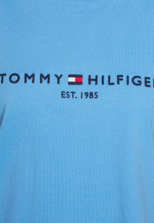 Tommy Hilfiger REGULAR TEE  Print T-shirt hydrangea blue REGULAR TEE Футболка с принтом гортензия синяя