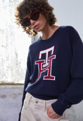 Tommy Hilfiger TH 1957/S Sunglasses burgundy TH 1957/S Солнцезащитные очки Бургундия