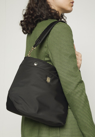 Tommy Hilfiger MY HOBO Handbag black МОЙ БОДЯГ сумочка черный