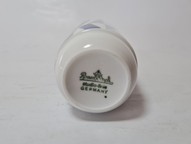 Ваза винтажная Rosenthal / Studio-Linie Ambrogio Pozzi, Otto Herbert Hajek с геометрическим рисунком в синих тонах, 5 x 8см, Германия, 1970-80гг.