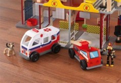 KidKraft Deluxe Fire Station Set Набор «Пожарная станция Делюкс»