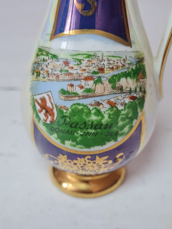 Ваза-кувшин винтажная Echt Gold с изображением видов города Пассау, средняя, фарфор, Германия, 1960-70гг.