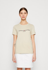 Tommy Hilfiger REGULAR TEE  Print T-shirt light sandalwood REGULAR TEE Футболка с принтом светлое сандаловое дерево
