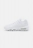 Nike Sportswear AIR MAX 95 Sneaker low white/metallic silver AIR MAX 95 низкие кроссовки женские белый/серебристый металлик