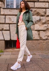 Nike Sportswear W ZOOM AIR FIRE SNKR Sneaker low white/university gold W ZOOM AIR FIRE SNKR кроссовки женские низкие белый/университетское золото