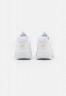 Nike Sportswear W ZOOM AIR FIRE SNKR Sneaker low white/university gold W ZOOM AIR FIRE SNKR кроссовки женские низкие белый/университетское золото