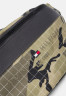 Tommy Hilfiger ESTABLISHED CAMO CROSSBODY UNISEX Bum bag khaki ESTABLISHED CAMO CROSSBODY UNISEX Сумка на пояс хаки