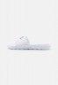 Nike Sportswear VICTORI ONE SLIDE Pantolette flach white/black VICTORI ONE SLIDE Мюли на плоской подошве белый черный