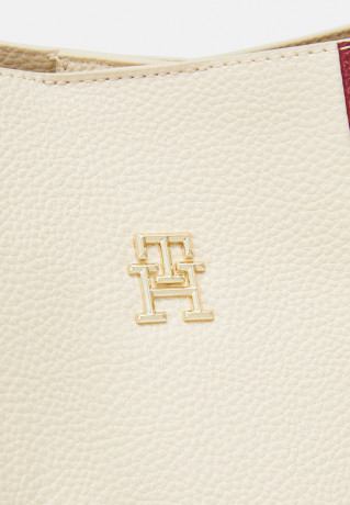 Tommy Hilfiger EMBLEM SATCHEL Handbag sugarcane СУМКА С ЭМБЛЕМОЙ Сумочка сахарный тростник