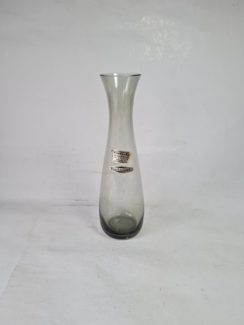 Ваза винтажная Dietsche, темно-серое стекло, 21 x 6 см, Германия, 1970-1980гг.