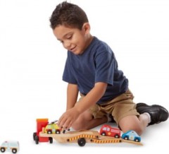 Melissa  Doug Autotransporter fur Einsatzfahrzeuge aus Holz Автовоз для аварийных машин из дерева