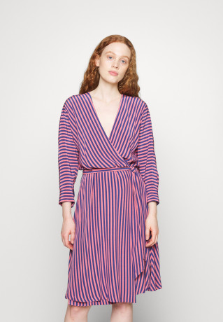 Tommy Hilfiger BANDANA WRAP KNEE DRESS Day dress pink/blue ink ПЛАТЬЕ-БАНДАНА С ЗАПАХОМ НА КОЛЕНА Повседневное платье розовые/синие чернила