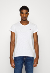 Tommy Hilfiger TOMMY HILFIGER X SHAWN MENDES THE SHAWN TEE UNISEX Basic T-shirt white TOMMY HILFIGER X SHAWN MENDES THE SHAWN TEE UNISEX Базовая футболка белый