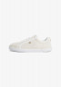 Tommy Hilfiger ESSENTIAL VULC Trainers weathered white ESSENTIAL VULC Кроссовки выветрившийся белый