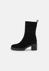 Tommy Hilfiger OUTDOOR MID HEEL BOOT Classic ankle boots black OUTDOOR MID HEEL BOOT Классические ботильоны черный