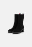Tommy Hilfiger OUTDOOR MID HEEL BOOT Classic ankle boots black OUTDOOR MID HEEL BOOT Классические ботильоны черный