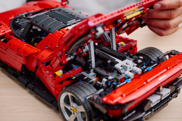 Lego Ferrari Daytona SP3 Феррари Дайтона СП3