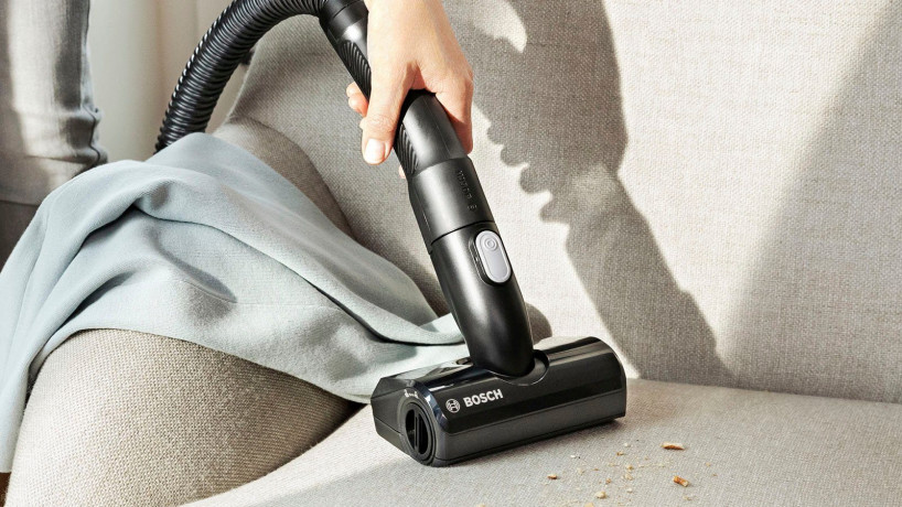 BOSCH BOSCH Akku-Stielstaubsauger Unlimited 7 BSS711MTB, beutellos, 40 Min. Laufzeit, knickbares Rohr, inkl. umfangreichen Zubehor Беспроводной пылесос BOSCH Unlimited 7 BSS711MTB, без мешка, время работы 40 минут, гибкая трубка, включая широкий выбор ак