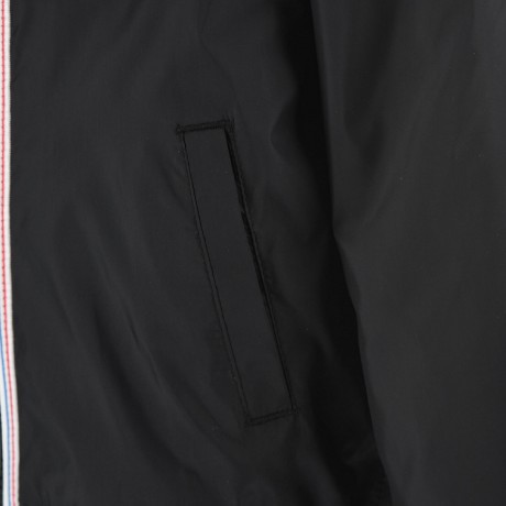 Levis Kids Ubergangsjacke LVN ESSENTIAL WINDBREAKER fur Jungen Легкая куртка LVN ESSENTIAL WINDBREAKER для мальчика