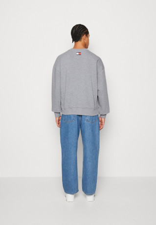 Tommy Hilfiger TOMMY HILFIGER X SHAWN MENDES GOOD LUCK CREWNECK EXCLUSIVE UNISEX Sweatshirt medium grey heather TOMMY HILFIGER X SHAWN MENDES GOOD LUCK CREWNECK EXCLUSIVE UNISEX Толстовка средний серый вереск