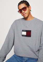 Tommy Hilfiger TOMMY HILFIGER X SHAWN MENDES GOOD LUCK CREWNECK EXCLUSIVE UNISEX Sweatshirt medium grey heather TOMMY HILFIGER X SHAWN MENDES GOOD LUCK CREWNECK EXCLUSIVE UNISEX Толстовка средний серый вереск