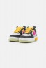 Nike Sportswear AF1 FONTANKA MC Sneaker low off noir/pink prime/summit white/plum fog/dark sulfur/olive aura AF1 FONTANKA MC кроссовки женские низкие Off Noir/Pink Prime/Summit White/Сливовый туман/Темная сера/Оливковая аура