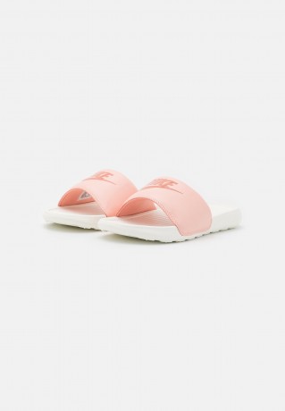 Nike Sportswear VICTORI ONE SLIDE Pantolette flach arctic orange/lightt madder root/sail VICTORI ONE SLIDE Мюли на плоской подошве арктический апельсин/светлый корень марены/парус