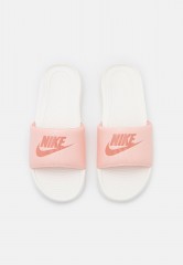 Nike Sportswear VICTORI ONE SLIDE Pantolette flach arctic orange/lightt madder root/sail VICTORI ONE SLIDE Мюли на плоской подошве арктический апельсин/светлый корень марены/парус