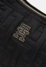 Tommy Hilfiger CHIC SHOULDER Handbag black ШИКАРНОЕ ПЛЕЧО сумочка черный