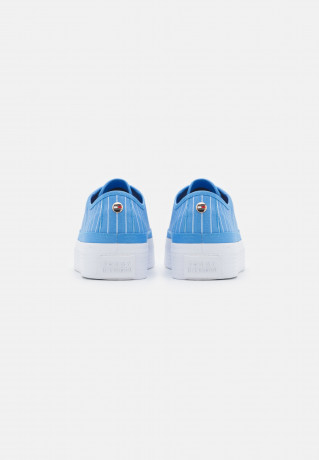Tommy Hilfiger ESSENTIAL STRIPE  Trainers hydrangea blue ESSENTIAL STRIPE Кроссовки гортензия синяя