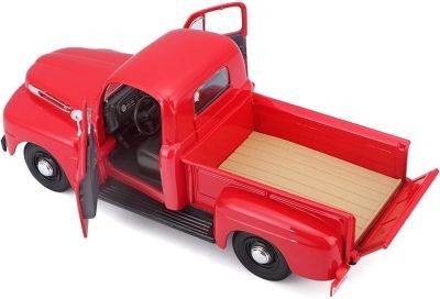 Maisto Modellauto Ford F1 Pick-Up 48 (Massstab 1:25) Модель автомобиля Ford F1 Pick-Up 48 (масштаб 1:25)