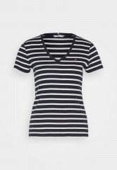 Tommy Hilfiger SLIM CODY NECK Print T-shirt breton desert sky white SLIM CODY NECK Футболка с принтом бретонская пустыня небо белое
