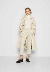 Tommy Hilfiger STRAIGHT PANT Chinos classic beige ПРЯМЫЕ БРЮКИ Брюки чинос классический бежевый